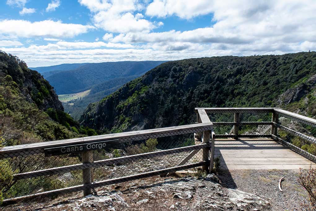 Cashs Gorge Lookout with views over the Gorge into the fertile New River Valley in North East Tasmania