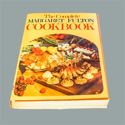 The Complete Margaret Fulton Cookbook - 1974