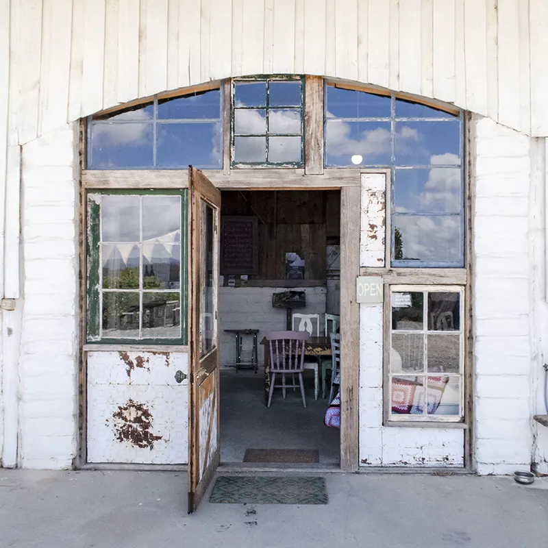 Cellar door to the Swinging Gate Vineyard in Northern Tasmania