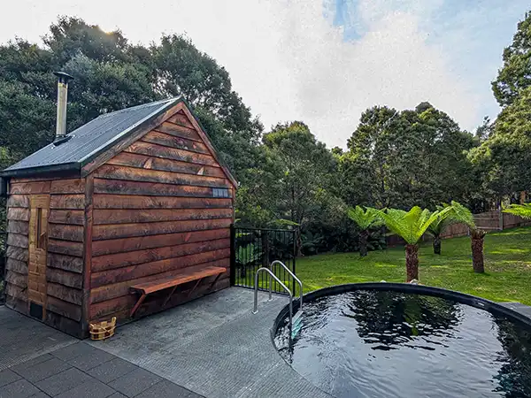External view of the Tailrace Sauna at Tin Dragon Cottages in North East Tasmania